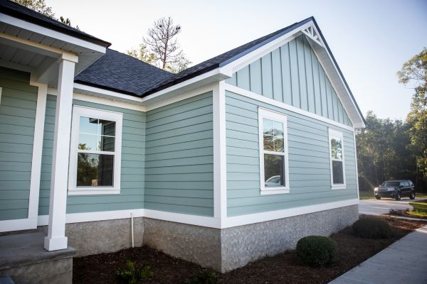 Residential Siding Repair in Newark