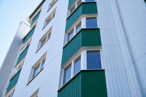 Corrugated Metal Siding Repair in Newark