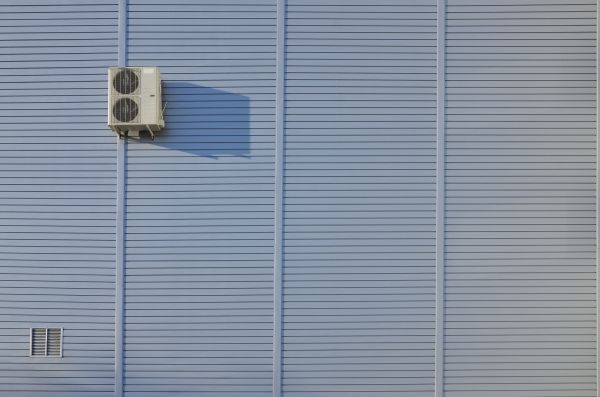 Flat Metal Siding Installation in Newark